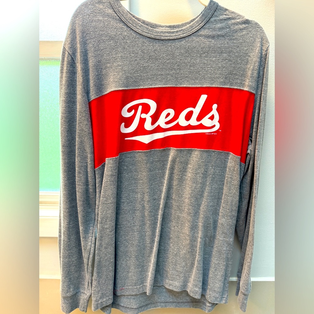 Homage Cincinnati Reds long sleeve t-shirt Men’s XL